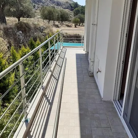 Tassos-haus 2 *